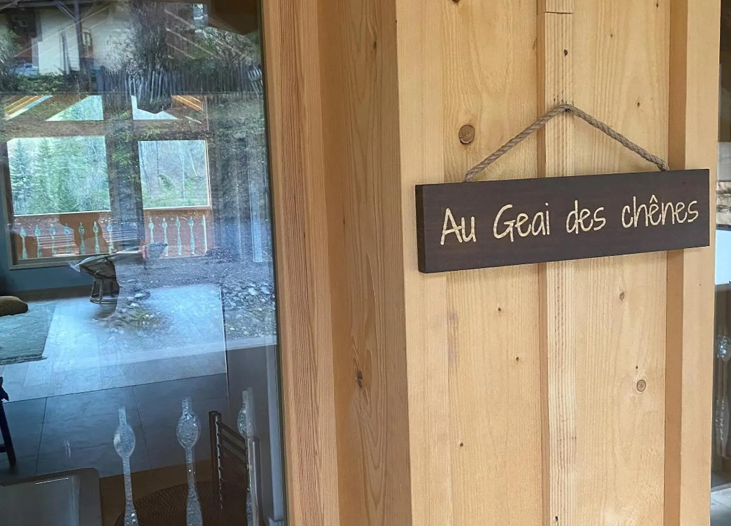 1000 Borne Caffe Hebergements Insolites Entremont