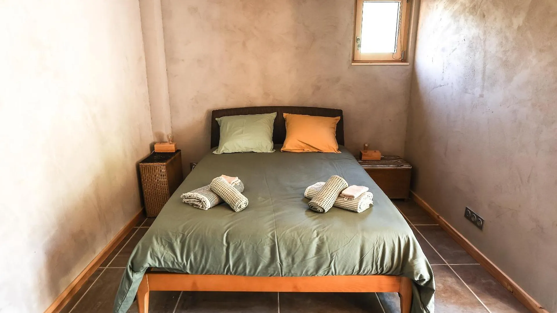 Holiday home 1000 Borne Caffe Hebergements Insolites Entremont